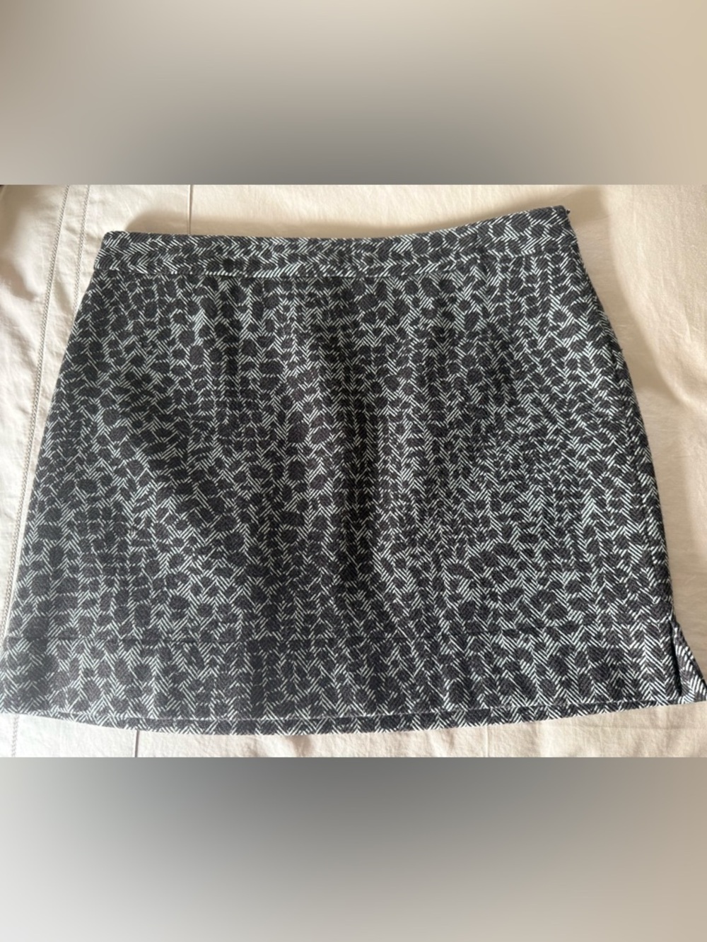 Textured Black and White Patterned Women's Skirt from Chaiken